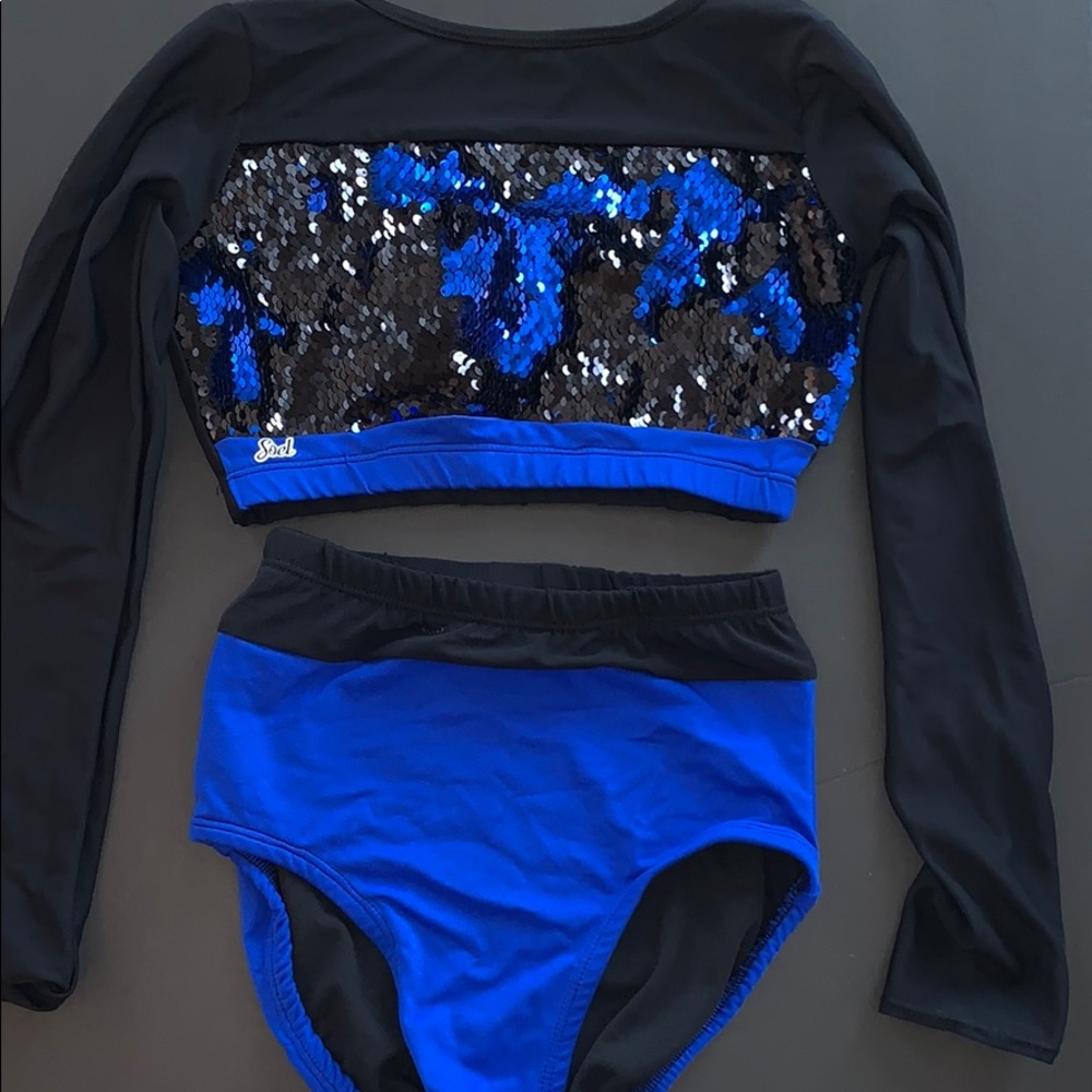 Soel girls dance outfit Royal blue w/ sequins CL